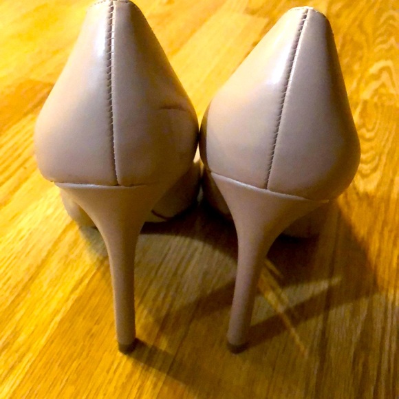 High heel nude colored style charles! - Picture 2 of 7